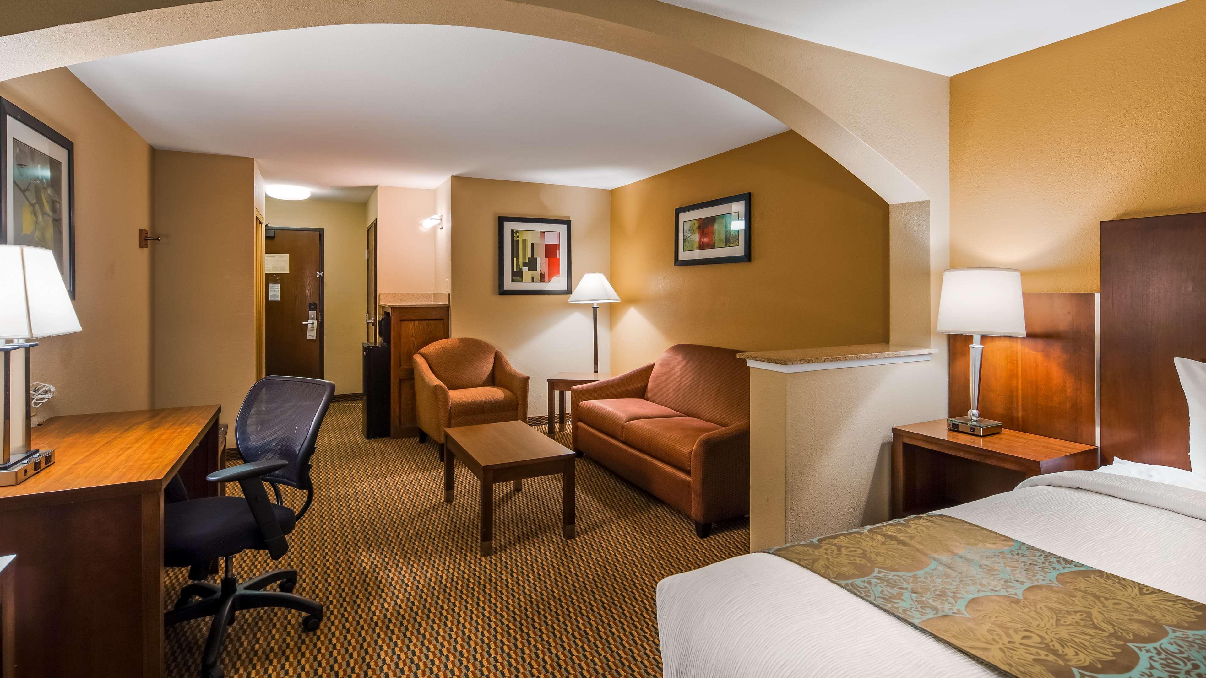 Best Western Airport Inn & Suites Oakland Exterior photo