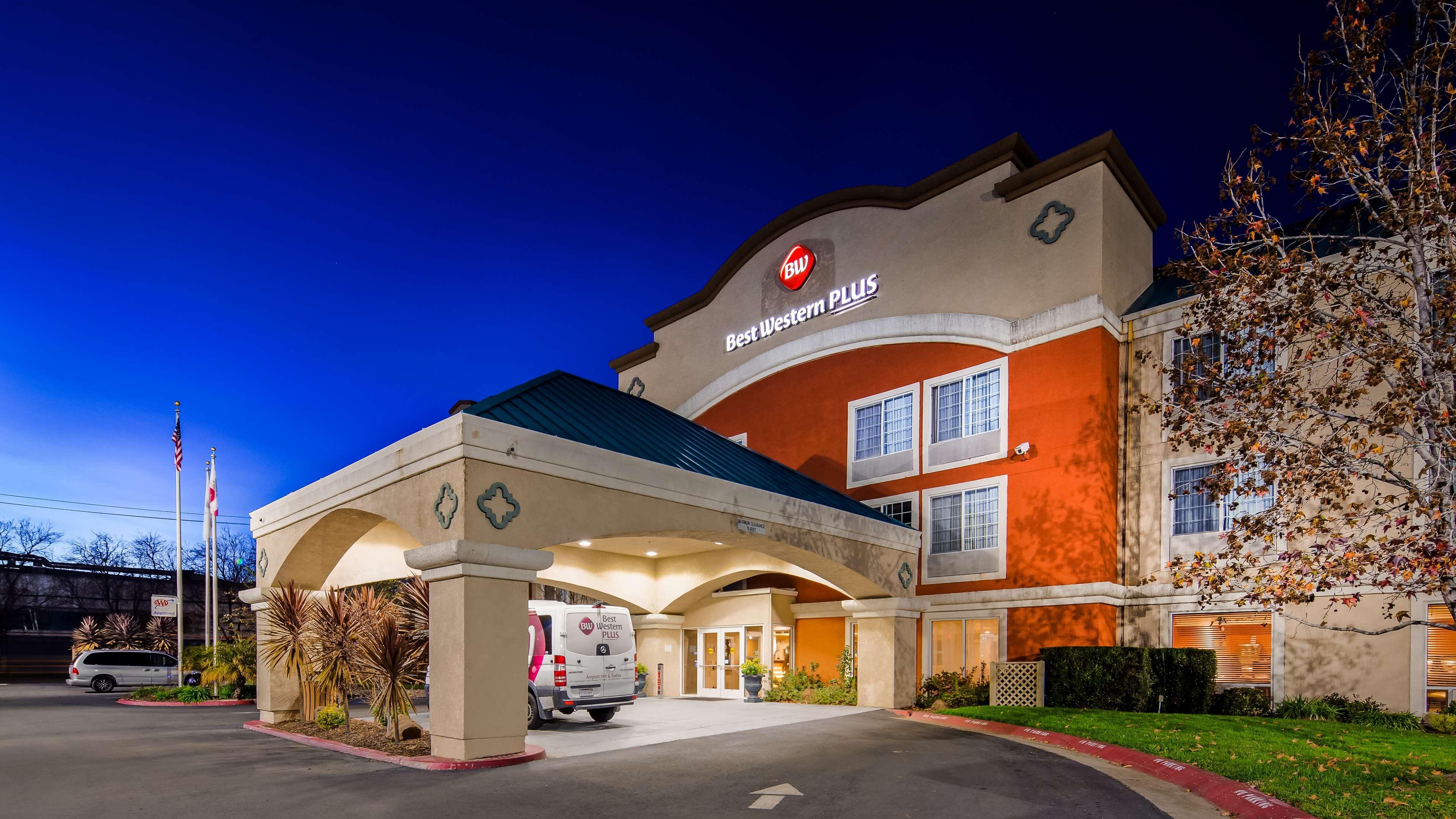 Best Western Airport Inn & Suites Oakland Exterior photo